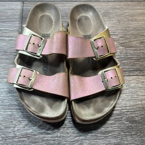 Birkenstock Pink and Gold Buckle Sandals (b143)